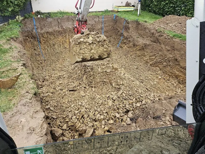 chantier piscine préparation terrain