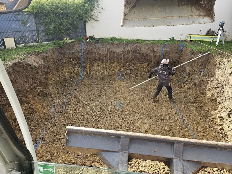 chantier piscine préparation terrain